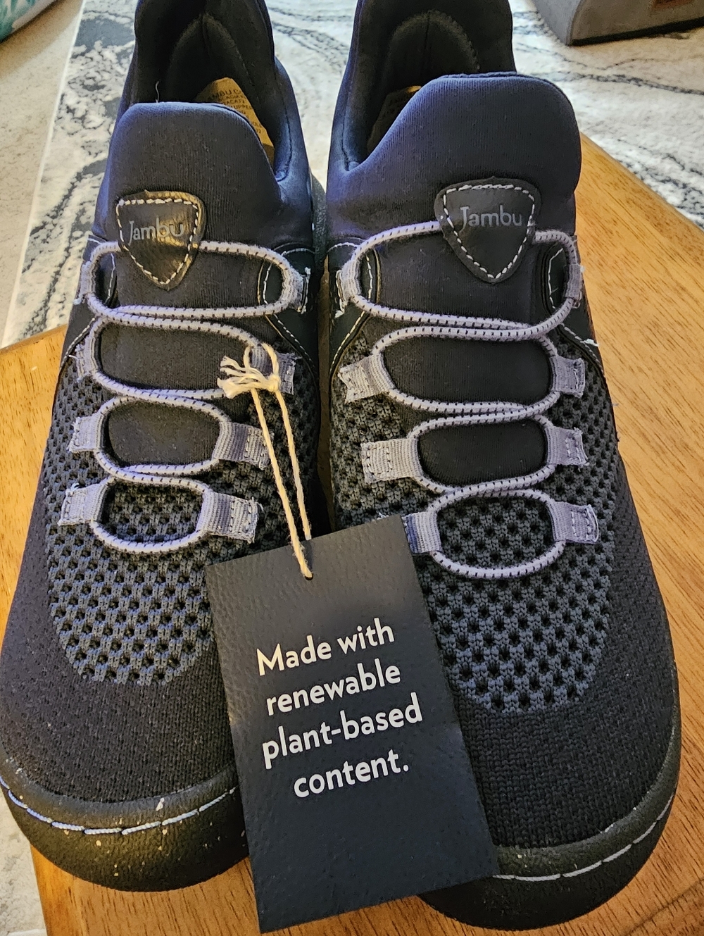 Jambu Kids Black Slip-On Sneakers with Grey Accents Mens 9.5 New
